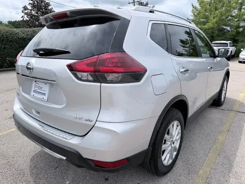 More photos of 2019 Nissan Rogue 4d SUV AWD SV at EZ Car Connection, KY