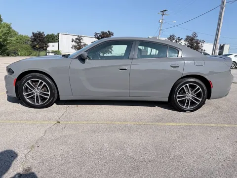 More photos of 2019 Dodge Charger 4d Sedan AWD SXT at EZ Car Connection, KY