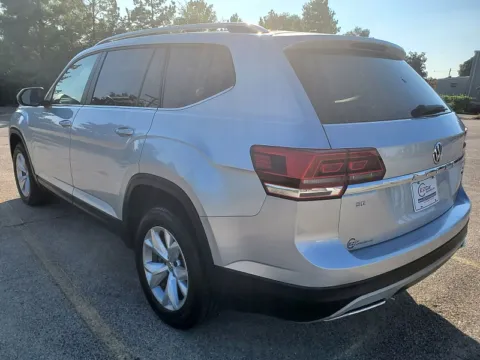 More photos of 2019 Volkswagen Atlas 4d SUV 3.6L SE 4motion at EZ Car Connection, KY