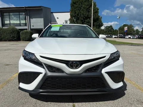 Photos of 2023 Toyota Camry SE Auto for sale in Frankfort, KY at EZ Car Connection