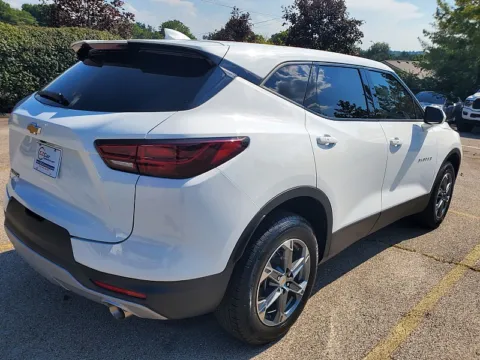 Another view of 2024 Chevrolet Blazer FWD 4dr LT w/2LT for sale in Frankfort, KY at EZ Car Connection