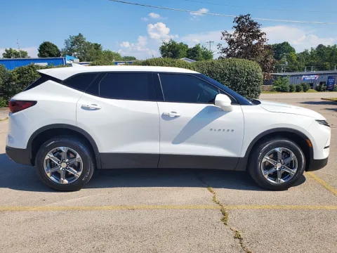 Photos of 2024 Chevrolet Blazer FWD 4dr LT w/2LT for sale in Frankfort, KY at EZ Car Connection