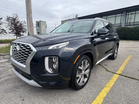 Another view of 2021 Hyundai Palisade Limited FWD for sale in Frankfort, KY at EZ Car Connection