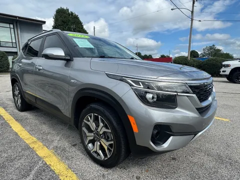 Gray 2022 Kia Seltos EX IVT AWD for sale in Frankfort, KY
