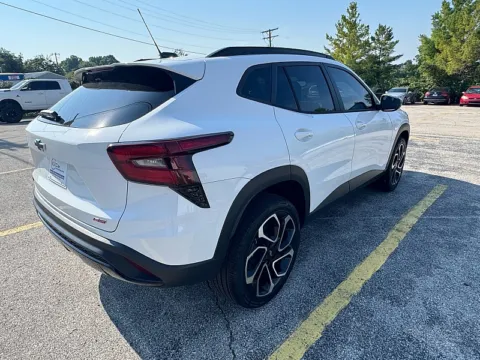 More photos of 2024 Chevrolet Trax FWD 4dr 2RS at EZ Car Connection, KY