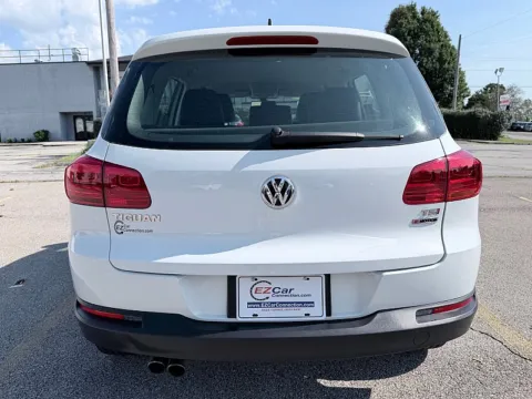 More photos of 2017 Volkswagen Tiguan 4d SUV S 4Motion at EZ Car Connection, KY