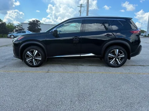 More photos of 2021 Nissan Rogue FWD SL at EZ Car Connection, KY
