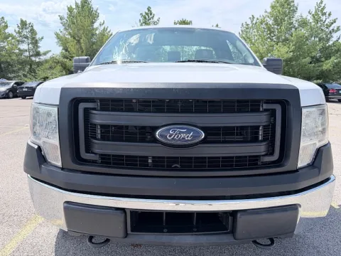 Photos of 2014 Ford F-150 Reg Cab XL for sale in Frankfort, KY at EZ Car Connection