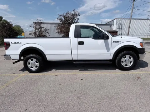 Photos of 2014 Ford F-150 Reg Cab XL for sale in Frankfort, KY at EZ Car Connection