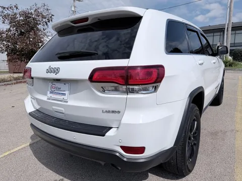 More photos of 2022 Jeep Grand Cherokee WK Laredo E 4x4 at EZ Car Connection, KY