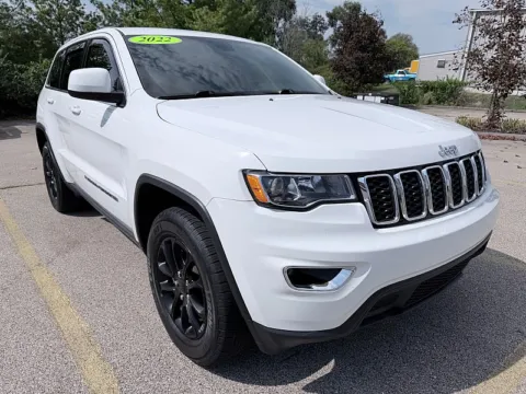Another view of 2022 Jeep Grand Cherokee WK Laredo E 4x4 for sale in Frankfort, KY at EZ Car Connection