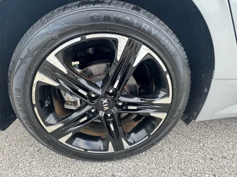 More photos of 2021 Kia K5 GT-Line FWD at EZ Car Connection, KY