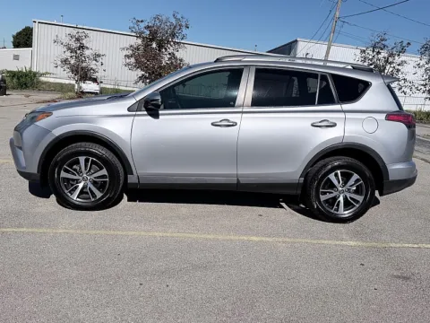 More photos of 2017 Toyota RAV4 4d SUV FWD XLE at EZ Car Connection, KY