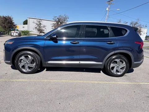 More photos of 2021 Hyundai Santa Fe SEL FWD at EZ Car Connection, KY