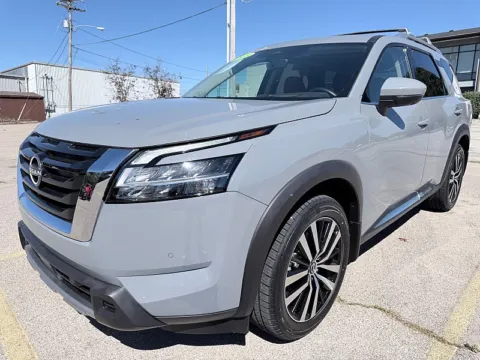 Another view of 2023 Nissan Pathfinder Platinum 4WD for sale in Frankfort, KY at EZ Car Connection
