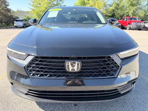 Photos of 2023 Honda Accord Sedan EX CVT for sale in Frankfort, KY at EZ Car Connection