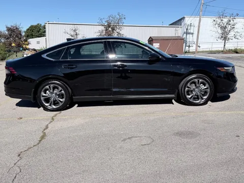 More photos of 2023 Honda Accord Sedan EX CVT at EZ Car Connection, KY