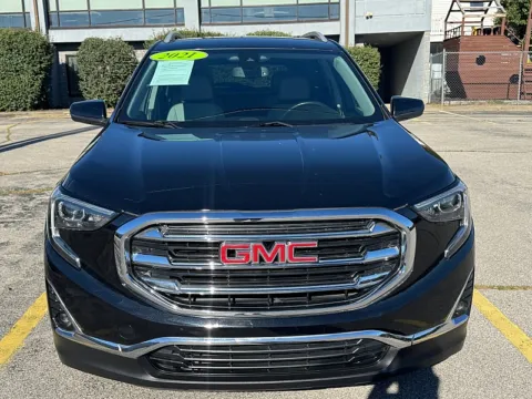 Photos of 2021 GMC Terrain AWD 4dr SLT for sale in Frankfort, KY at EZ Car Connection