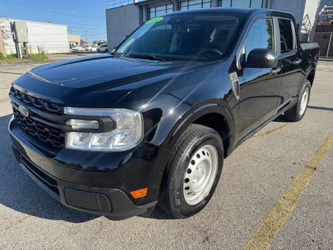 Another view of 2024 Ford Maverick XL FWD SuperCrew Hybrid for sale in Frankfort, KY at EZ Car Connection