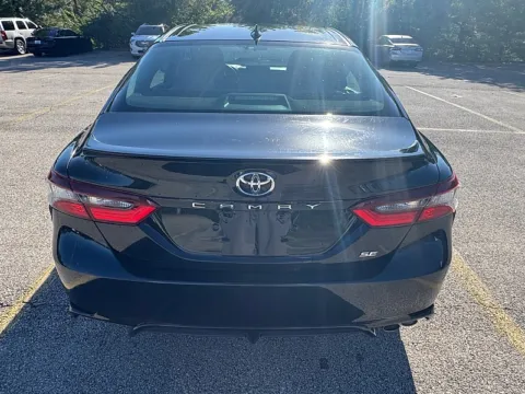More photos of 2021 Toyota Camry SE Auto at EZ Car Connection, KY