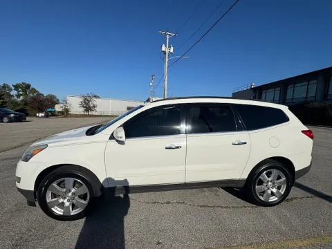 More photos of 2012 Chevrolet Traverse 4d SUV FWD LT1 at EZ Car Connection, KY