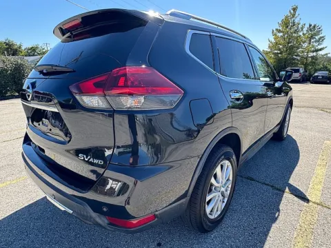 More photos of 2020 Nissan Rogue 4d SUV AWD SV at EZ Car Connection, KY