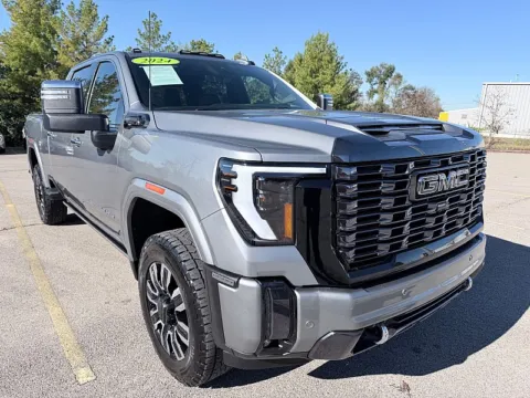 Photos of 2024 GMC Sierra 2500 HD Crew Cab 159" Denali Ultimate for sale in Frankfort, KY at EZ Car Connection