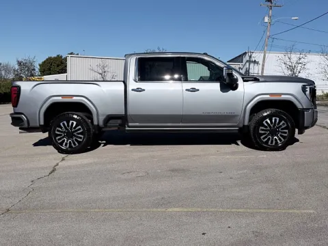 More photos of 2024 GMC Sierra 2500 HD Crew Cab 159" Denali Ultimate at EZ Car Connection, KY