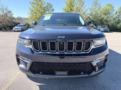 More photos of 2023 Jeep Grand Cherokee Limited 4x4 at EZ Car Connection, KY