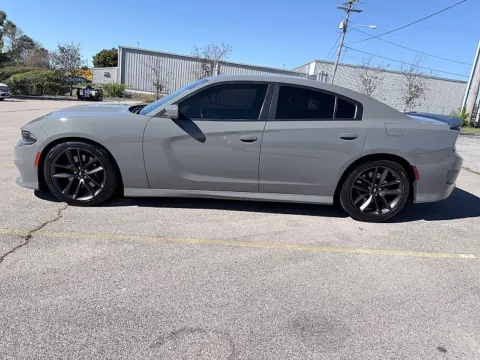 More photos of 2019 Dodge Charger 4d Sedan RWD Scat Pack at EZ Car Connection, KY