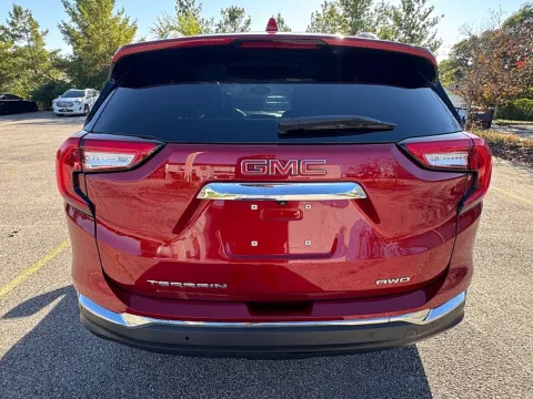 More photos of 2022 GMC Terrain AWD 4dr SLT at EZ Car Connection, KY