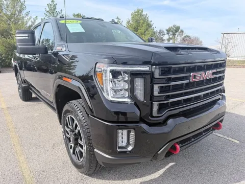 Black 2023 GMC Sierra 2500 HD Crew Cab 159" AT4 Dsl for sale in Frankfort, KY