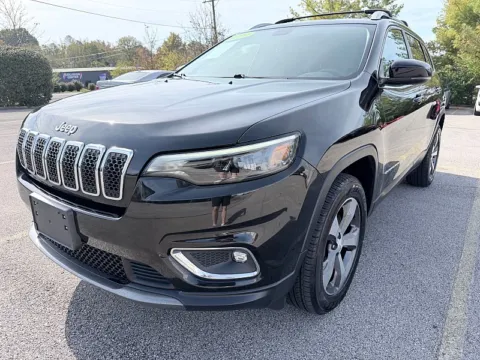 Another view of 2019 Jeep Cherokee 4d SUV 4WD Limited 2.0L Turbo for sale in Frankfort, KY at EZ Car Connection