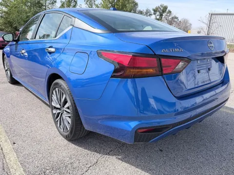 More photos of 2025 Nissan Altima SV FWD at EZ Car Connection, KY