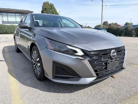 Another view of 2023 Nissan Altima 2.5 SV Sedan for sale in Frankfort, KY at EZ Car Connection