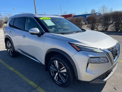 Silver 2021 Nissan Rogue FWD SL for sale in Frankfort, KY