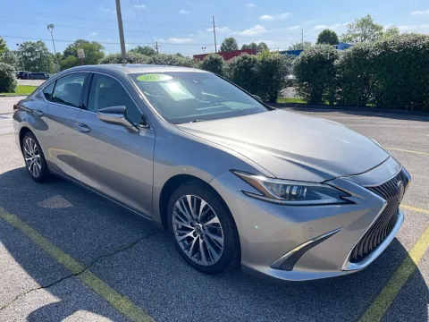 Silver 2019 Lexus ES 350 FWD for sale in Frankfort, KY