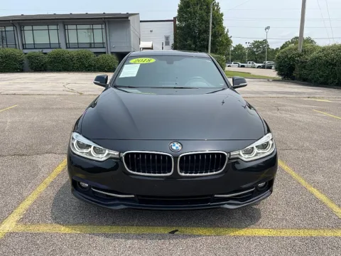 Photos of 2018 BMW 3 Series 330i xDrive Sedan for sale in Frankfort, KY at EZ Car Connection