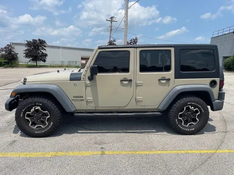 More photos of 2018 Jeep Wrangler JK Unlimited 4d SUV 4WD Sport at EZ Car Connection, KY