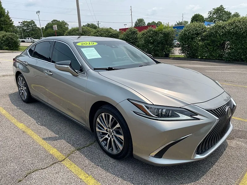 Silver 2019 Lexus ES 350 FWD for sale in Frankfort, KY