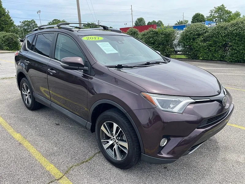 Red 2017 Toyota RAV4 4d SUV FWD XLE for sale in Frankfort, KY
