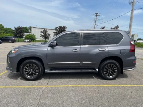 More photos of 2019 Lexus GX 460 Premium 4WD at EZ Car Connection, KY