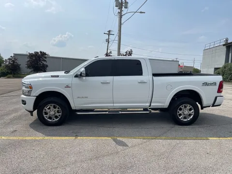 More photos of 2022 Ram 2500 Laramie Crew Cab 6'4" Box at EZ Car Connection, KY