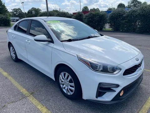 White 2021 Kia Forte FE IVT for sale in Frankfort, KY