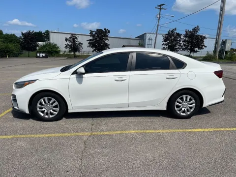 More photos of 2021 Kia Forte FE IVT at EZ Car Connection, KY