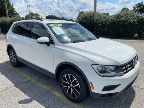White 2021 Volkswagen Tiguan 2.0T SE FWD for sale in Frankfort, KY