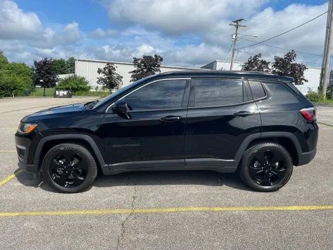 More photos of 2021 Jeep Compass Latitude FWD at EZ Car Connection, KY