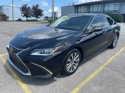 Another view of 2019 Lexus ES 350 FWD for sale in Frankfort, KY at EZ Car Connection