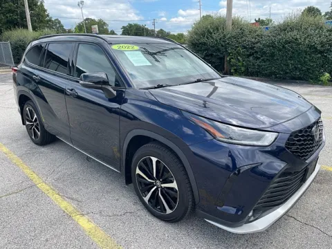 Blue 2022 Toyota Highlander XSE AWD for sale in Frankfort, KY