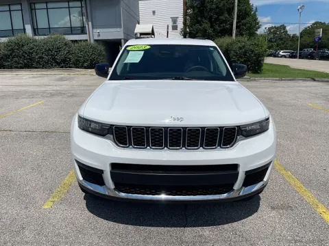 Photos of 2023 Jeep Grand Cherokee L Laredo 4x4 for sale in Frankfort, KY at EZ Car Connection